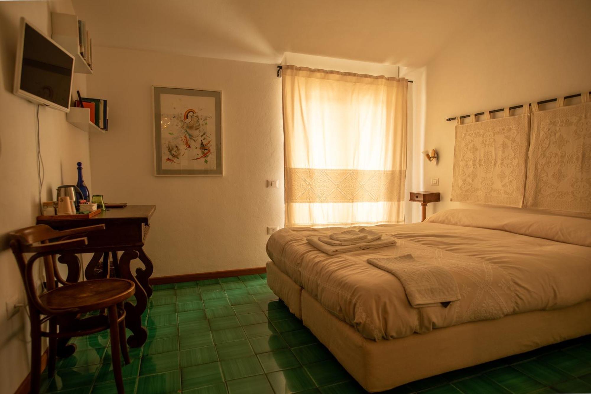 Locanda Dei Buoni E Cattivi กาญารี ภายนอก รูปภาพ