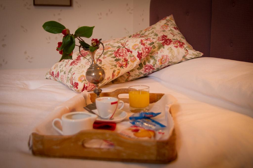 Locanda Dei Buoni E Cattivi กาญารี ภายนอก รูปภาพ